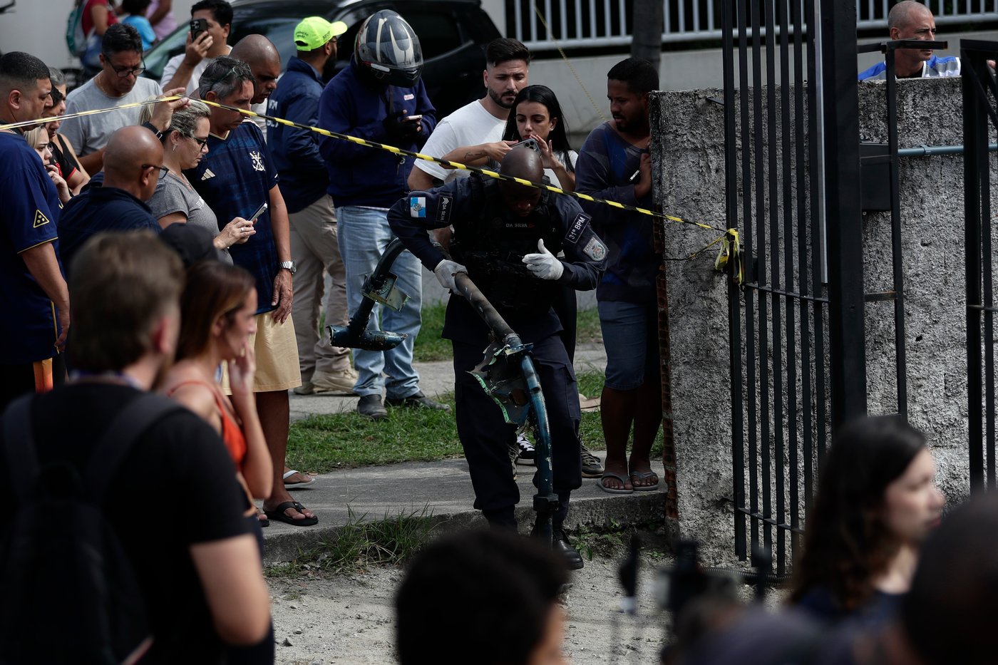 Helicopter with singer Oliver Tree on passenger list collides with another in Brazil, killing 6 | iNwheels Helicopter with singer Oliver Tree on passenger list collides with another in Brazil, killing 6 | iNwheels