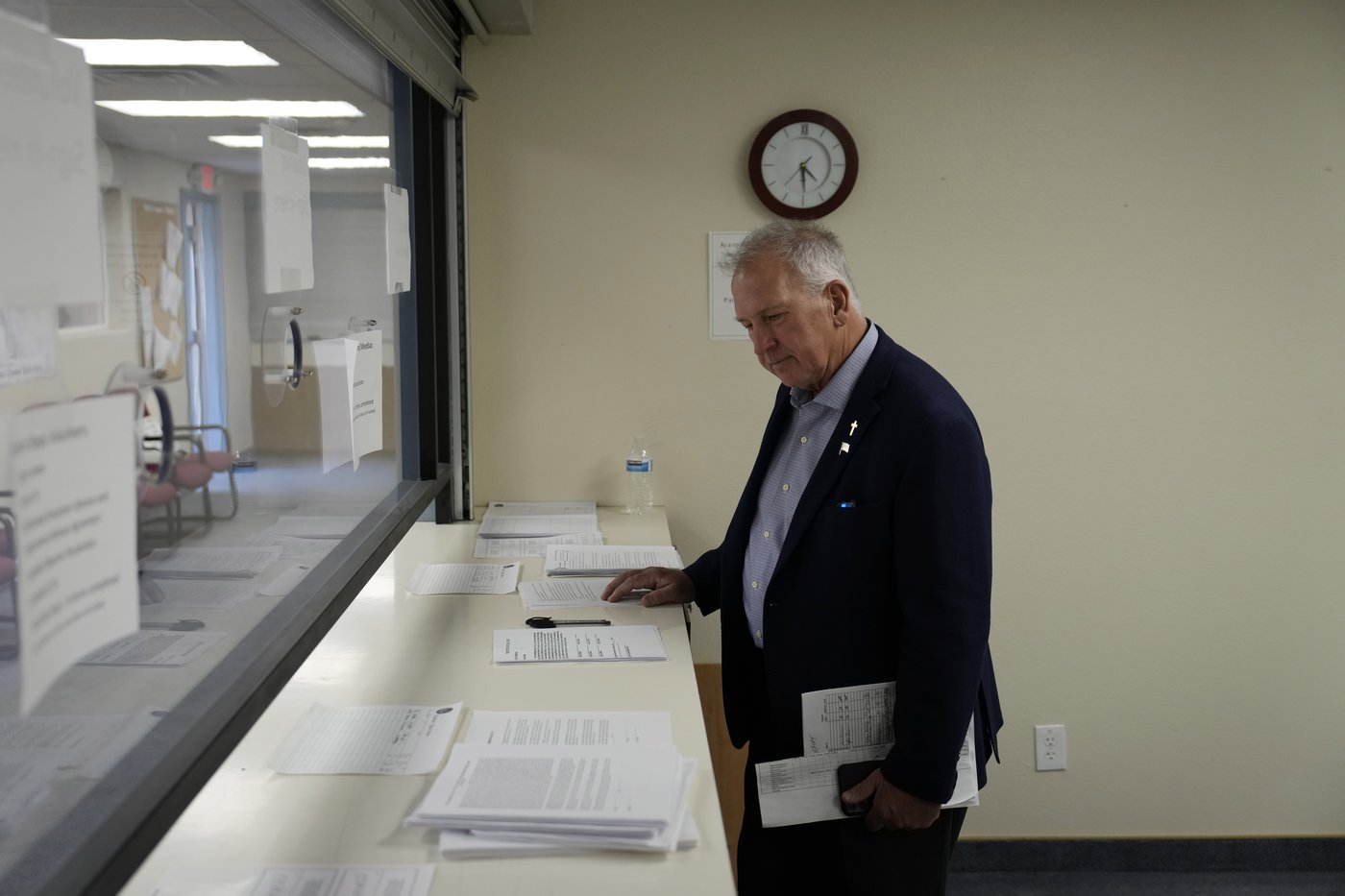 Election conspiracy theories fueled a push to hand-count votes, but doing so is risky and slow | iNFOnews.ca