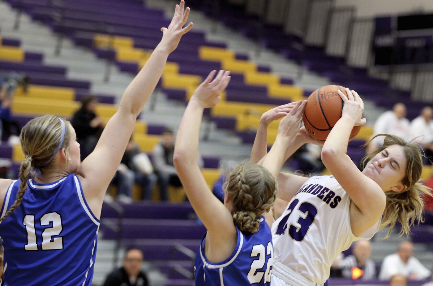 Caitlin Clark effect hasn't reversed the decades-long decline in girls basketball participation | iNFOnews.ca