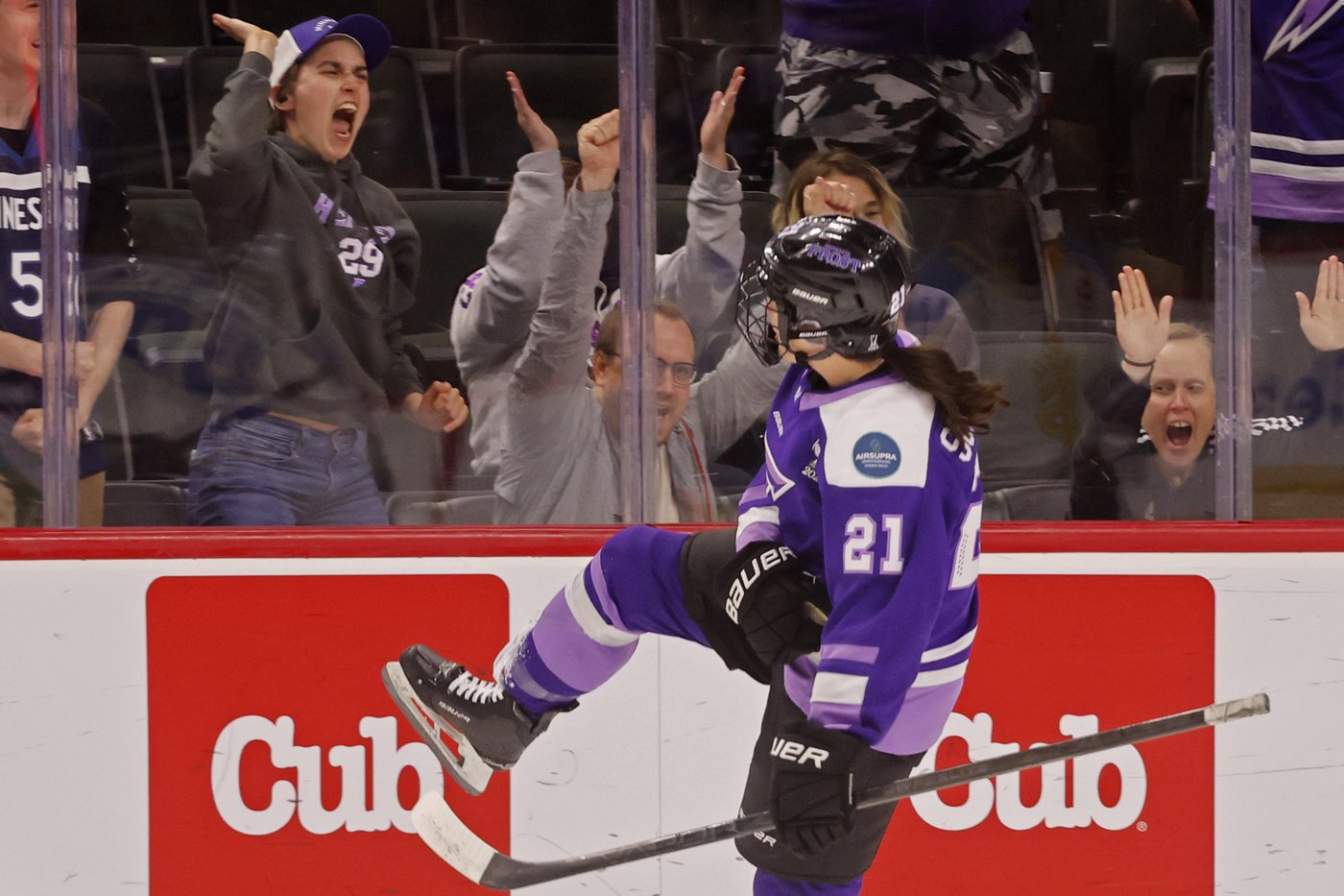 McQuigge and Cava each score 2 goals, Frost beat Sceptres 7-5, take 2-1 series lead | iNFOnews.ca McQuigge and Cava each score 2 goals, Frost beat Sceptres 7-5, take 2-1 series lead | iNFOnews.ca