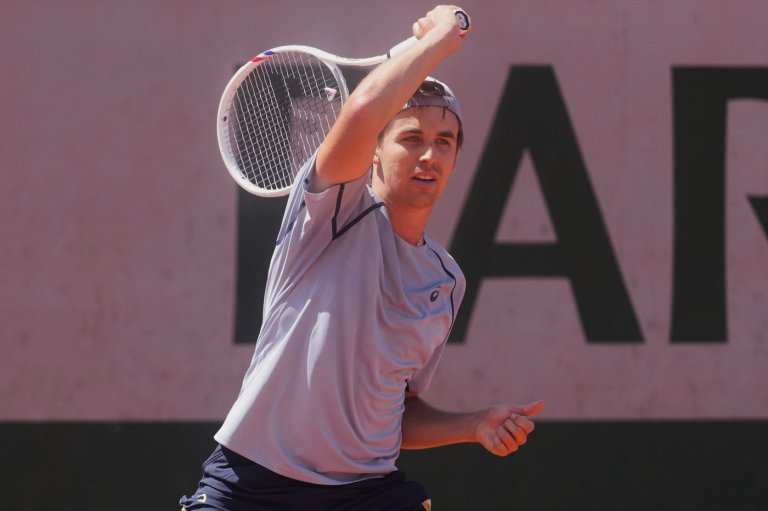 Unsung American Zachary Svajda sweeps into 2nd week of the French Open and pays tribute to late dad | iNFOnews.ca