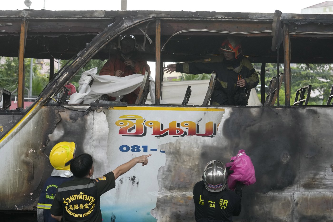 More than 20 are feared dead after a school bus catches fire in suburban Bangkok | iNFOnews.ca More than 20 are feared dead after a school bus catches fire in suburban Bangkok | iNFOnews.ca