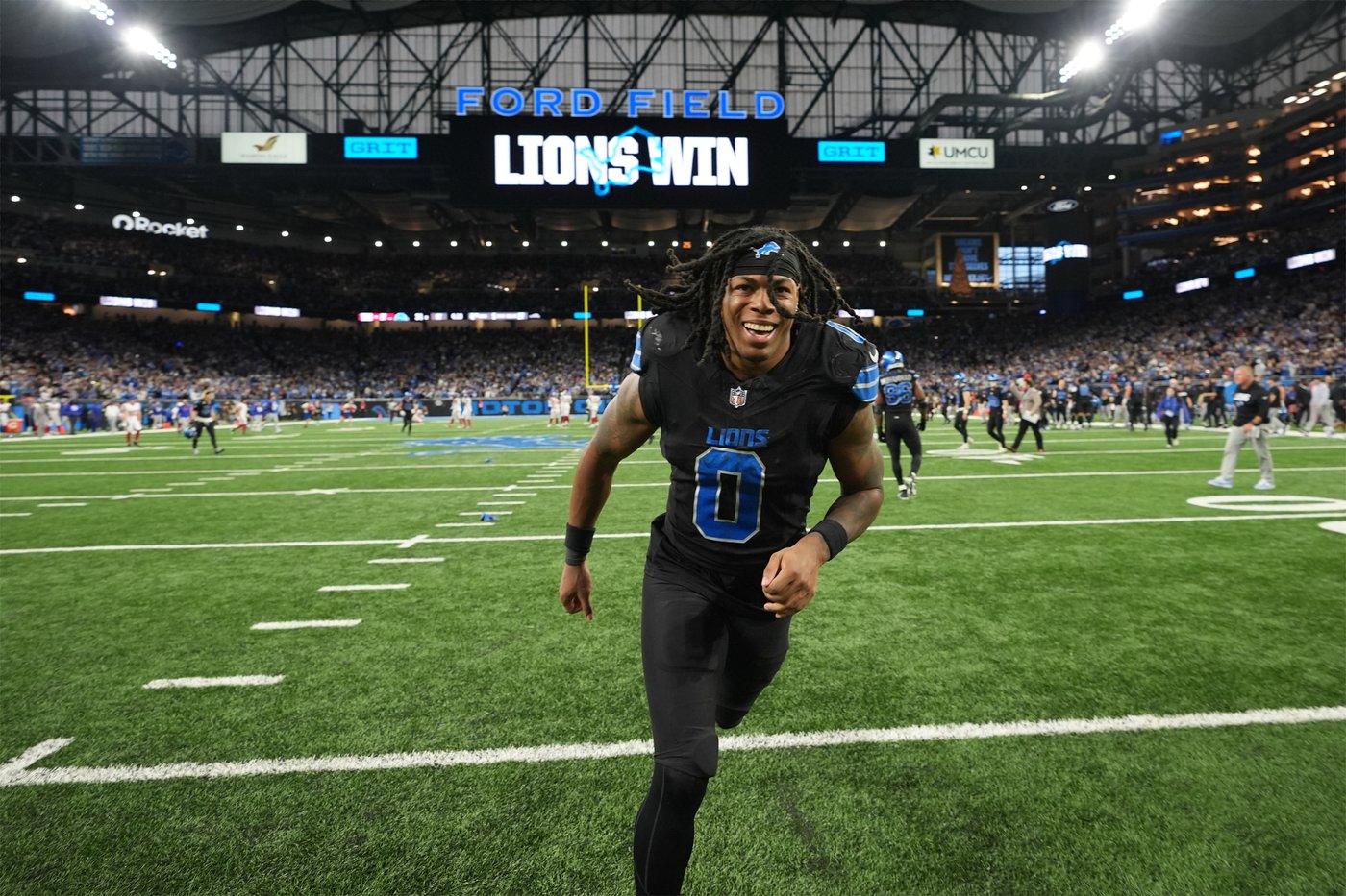 Lions and Packers kick off holiday triple-header with high-stakes game in division and playoff races | iNFOnews.ca
