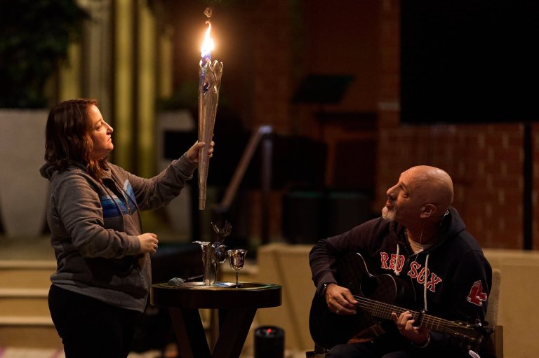 Faith leaders embrace sound baths to connect with spiritual seekers | iNFOnews.ca