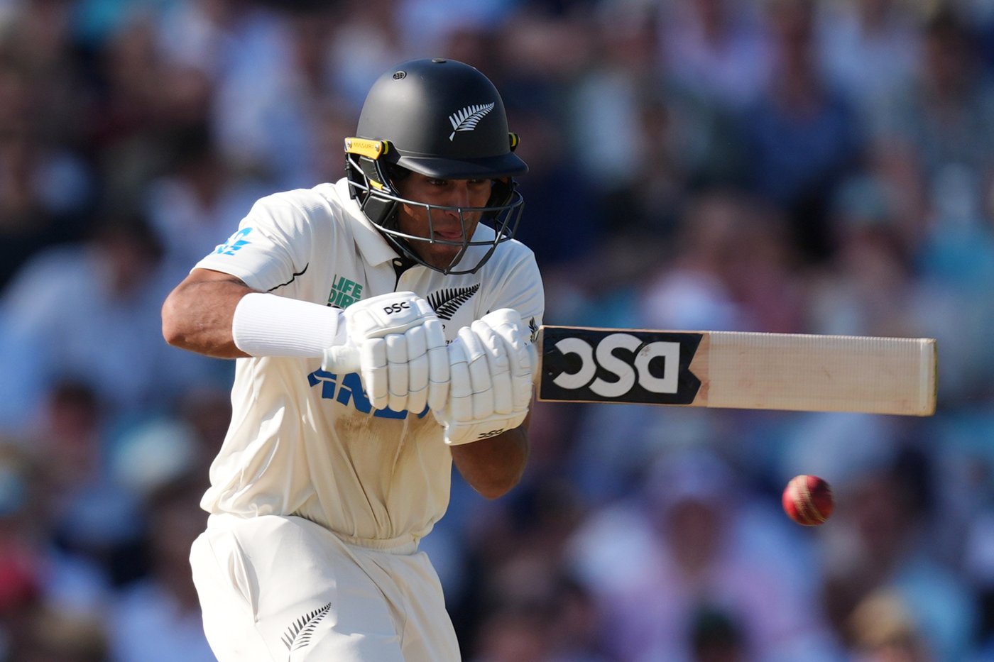 Nicholls’ unbeaten 119 puts New Zealand 352 ahead as England wilts at The Oval | iNFOnews.ca Nicholls’ unbeaten 119 puts New Zealand 352 ahead as England wilts at The Oval | iNFOnews.ca