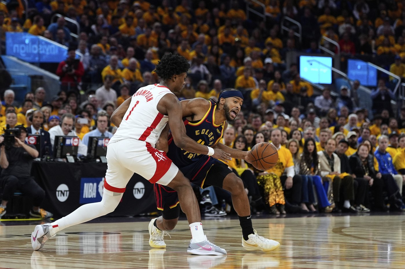 Jimmy Butler returns from injury absence to lead Warriors past Rockets 109-106 for 3-1 series lead | iNFOnews.ca