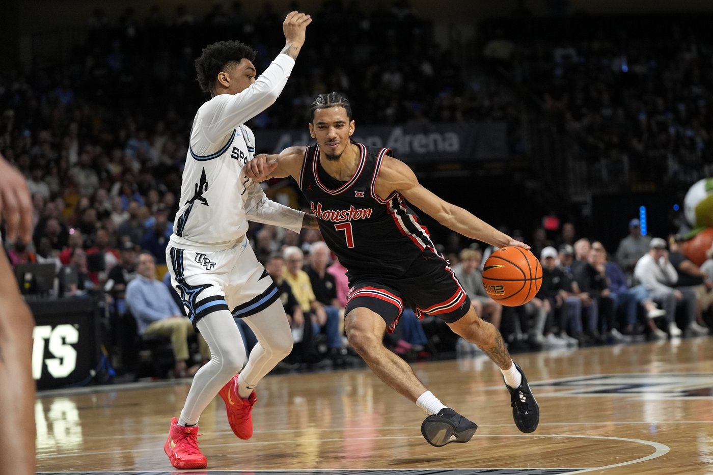 J'Wan Roberts lifts No. 10 Houston to last-second win over UCF | iNFOnews.ca J'Wan Roberts lifts No. 10 Houston to last-second win over UCF | iNFOnews.ca