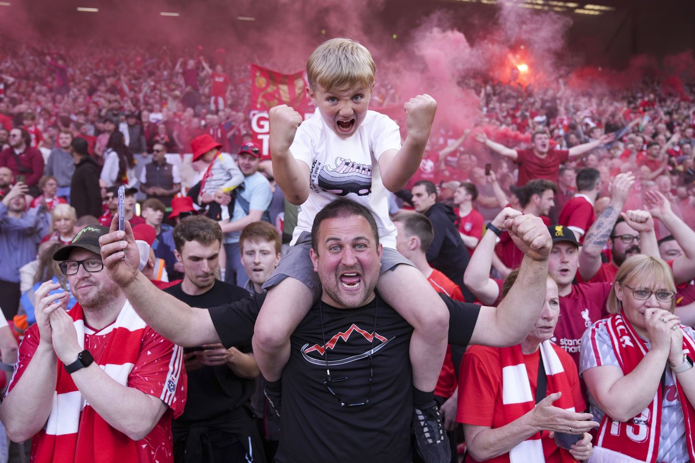 PHOTO COLLECTION: Liverpool Clinch Premier League Title | iNFOnews.ca