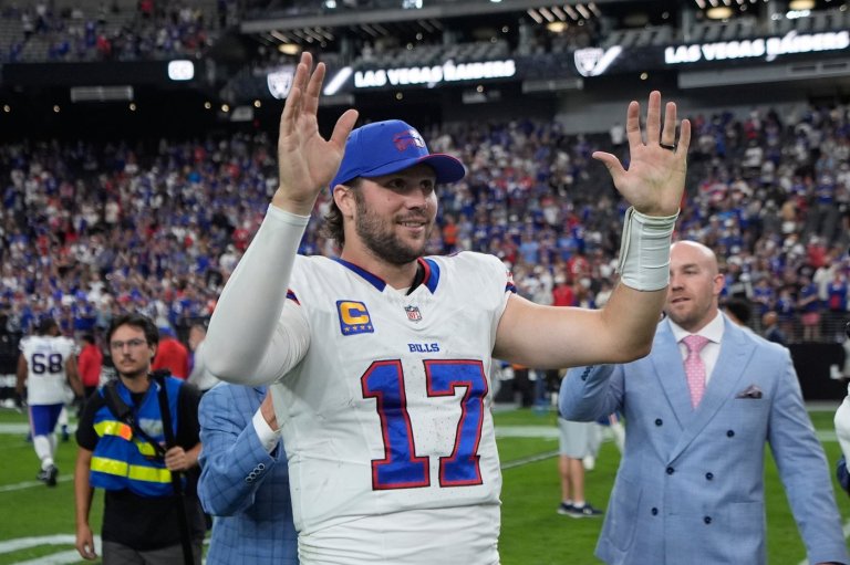Josh Allen looks to renew rivalry with Lamar Jackson as Bills host Ravens | iNFOnews.ca