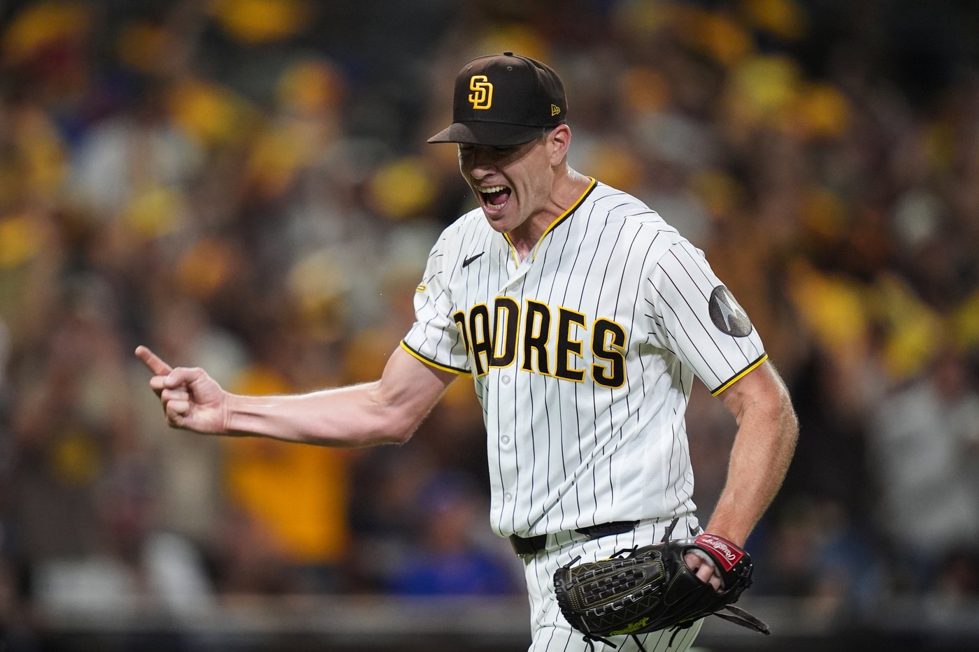 Brewers to start Dustin May and Padres going with Nick Pivetta in Game 3 of NL Division Series | iNFOnews.ca