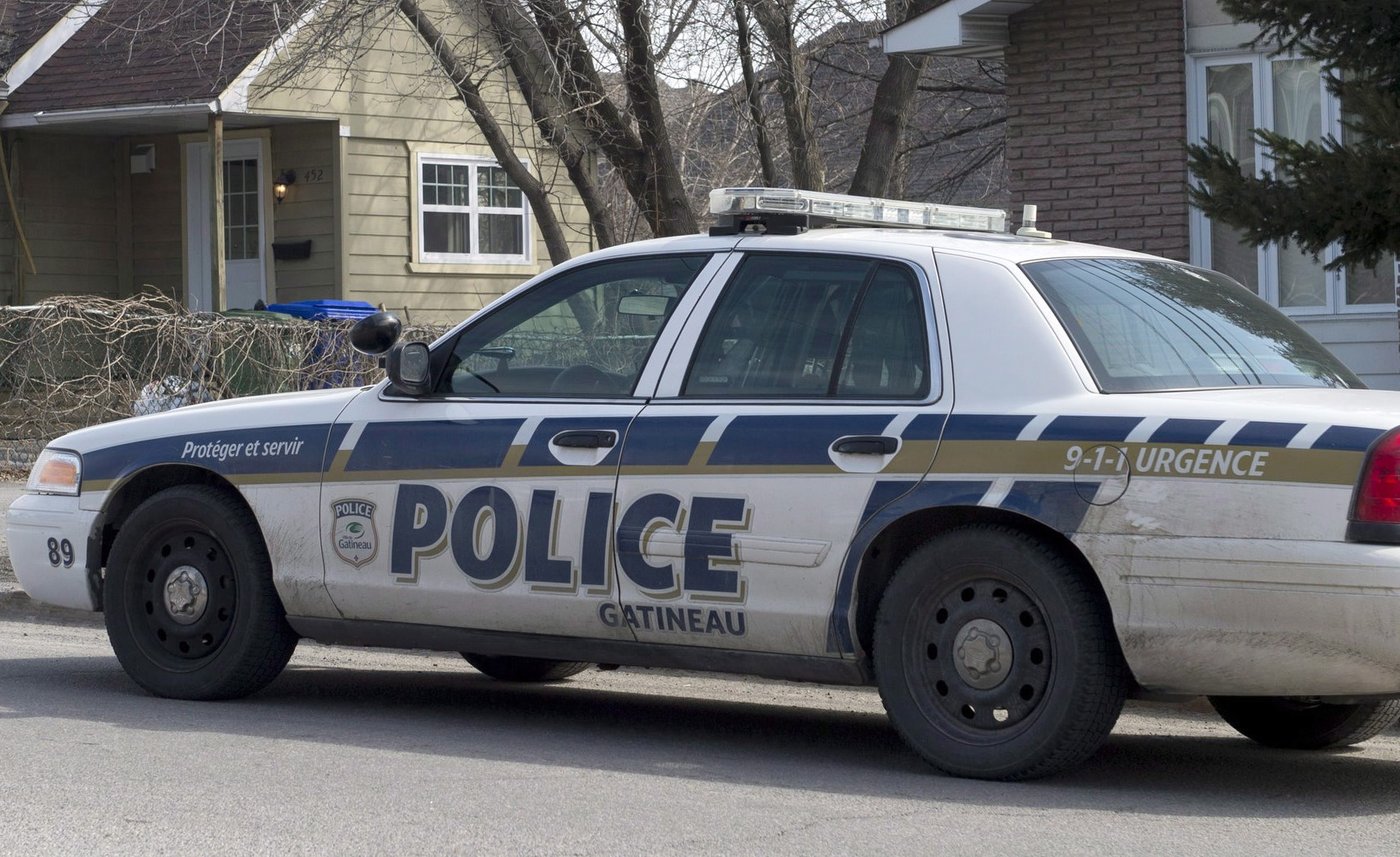 Gatineau police are investigating an apparent murder-suicide in Hull apartment | iNFOnews.ca Gatineau police are investigating an apparent murder-suicide in Hull apartment | iNFOnews.ca