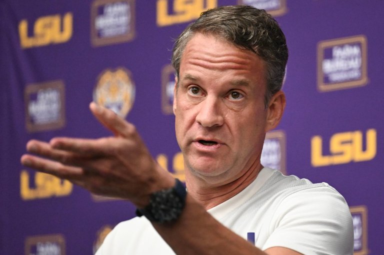 Even Lane Kiffin likes the 'Lane Kiffin Rule' that would prohibit in-season coaching moves | iNFOnews.ca