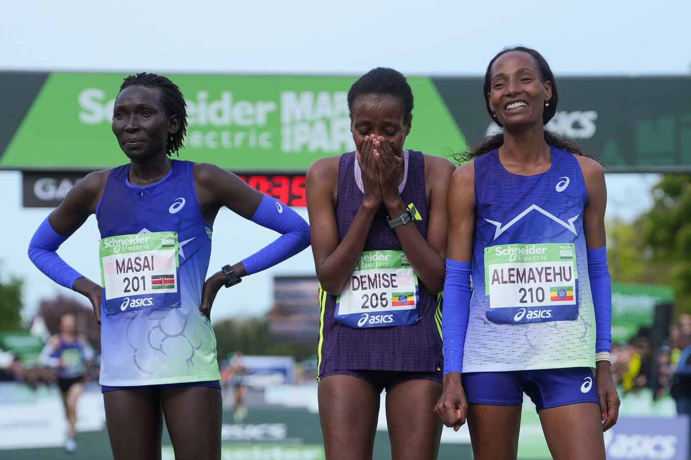 Yemaneberhan Crippa wins Paris Marathon, Ethiopia's Shure Demise smashes record in women’s race | iNFOnews.ca