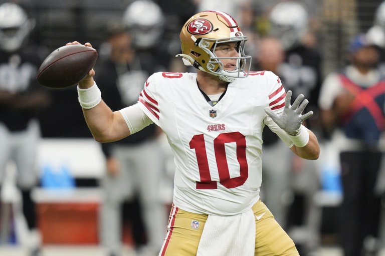 Mac Jones finally gets his shot with the 49ers, 4 years after they almost drafted him | iNFOnews.ca