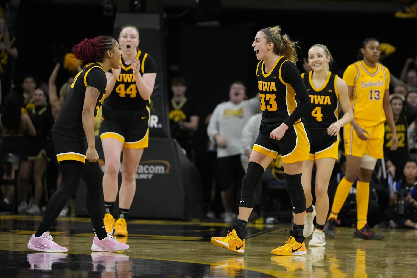 NCAA Tournament women's bubble watch: Iowa, Illinois grab quality wins; Arizona, Colorado in need | iNFOnews.ca NCAA Tournament women's bubble watch: Iowa, Illinois grab quality wins; Arizona, Colorado in need | iNFOnews.ca