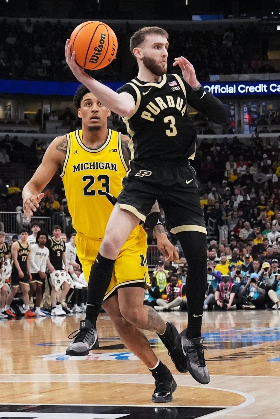 Kaufman-Renn, Cluff combine for 41 points to lift No. 18 Purdue over No. 3 Michigan in Big Ten final | iNFOnews.ca