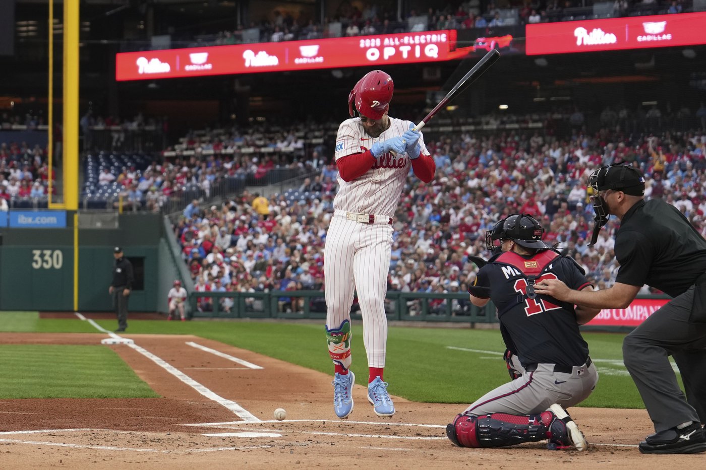 Phillies slugger Bryce Harper remains day-to-day with bruised right elbow | iNFOnews.ca Phillies slugger Bryce Harper remains day-to-day with bruised right elbow | iNFOnews.ca