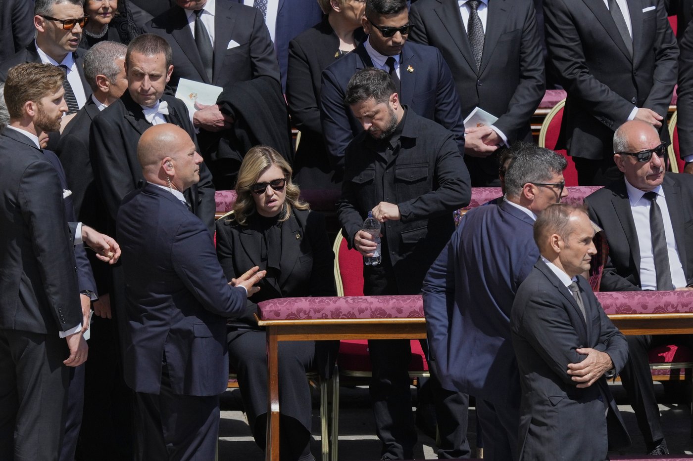 PHOTO COLLECTION: Vatican Pope Funeral Attendees | iNFOnews.ca PHOTO COLLECTION: Vatican Pope Funeral Attendees | iNFOnews.ca