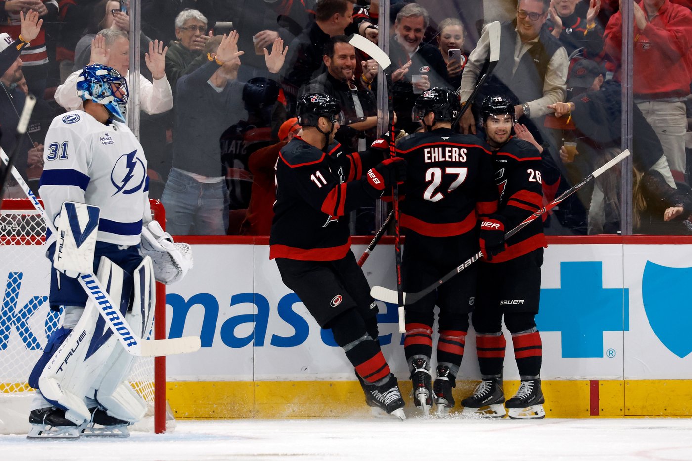 Aho's power-play goal helps Hurricanes beat Lightning 5-4 in meeting of Eastern Conference's best | iNFOnews.ca Aho's power-play goal helps Hurricanes beat Lightning 5-4 in meeting of Eastern Conference's best | iNFOnews.ca