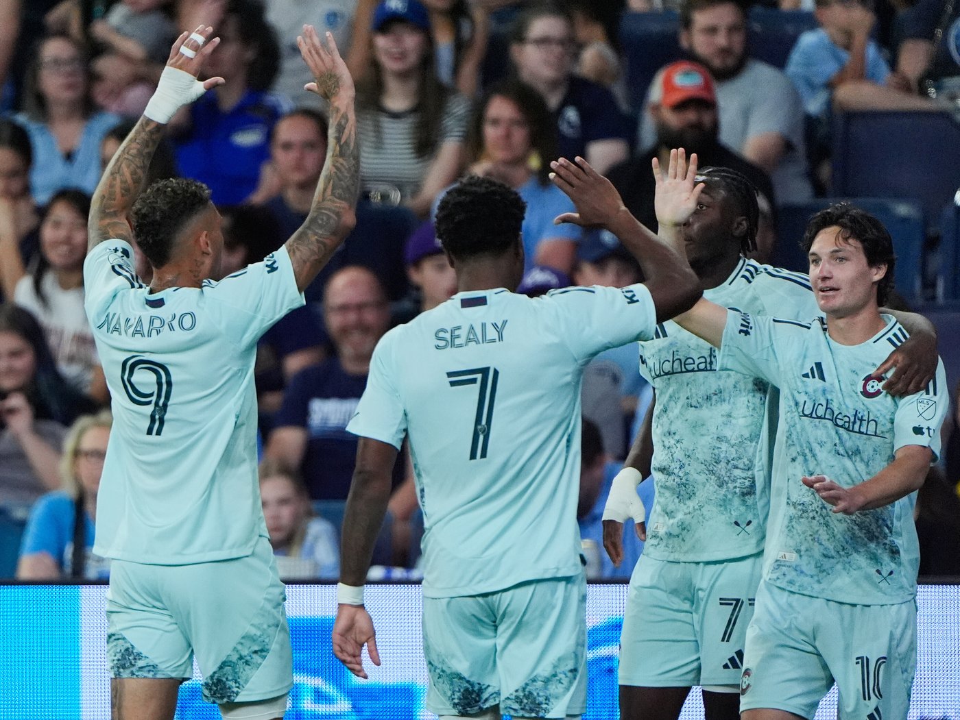 Paxten Aaronson scores twice to propel Rapids to 4-1 victory over Sporting KC | iNFOnews.ca Paxten Aaronson scores twice to propel Rapids to 4-1 victory over Sporting KC | iNFOnews.ca