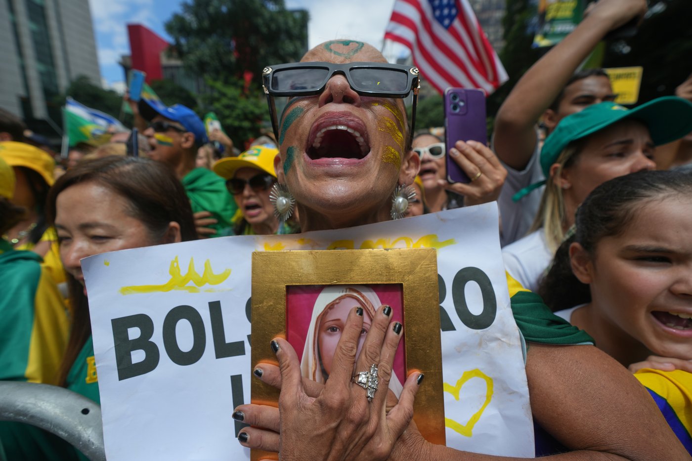 Cuba's blackout, Shakira in Mexico and other top photos from Latin America and the Caribbean | iNFOnews.ca