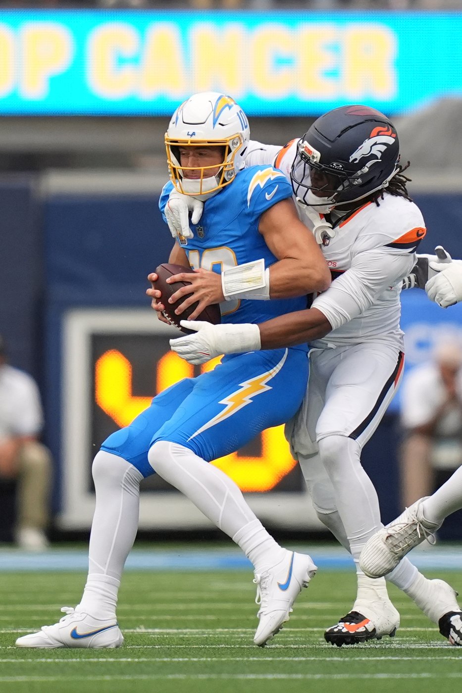 Seahawks and Broncos dealing with top defenses and shaky QB play as they kick off Week 6 | iNFOnews.ca Seahawks and Broncos dealing with top defenses and shaky QB play as they kick off Week 6 | iNFOnews.ca