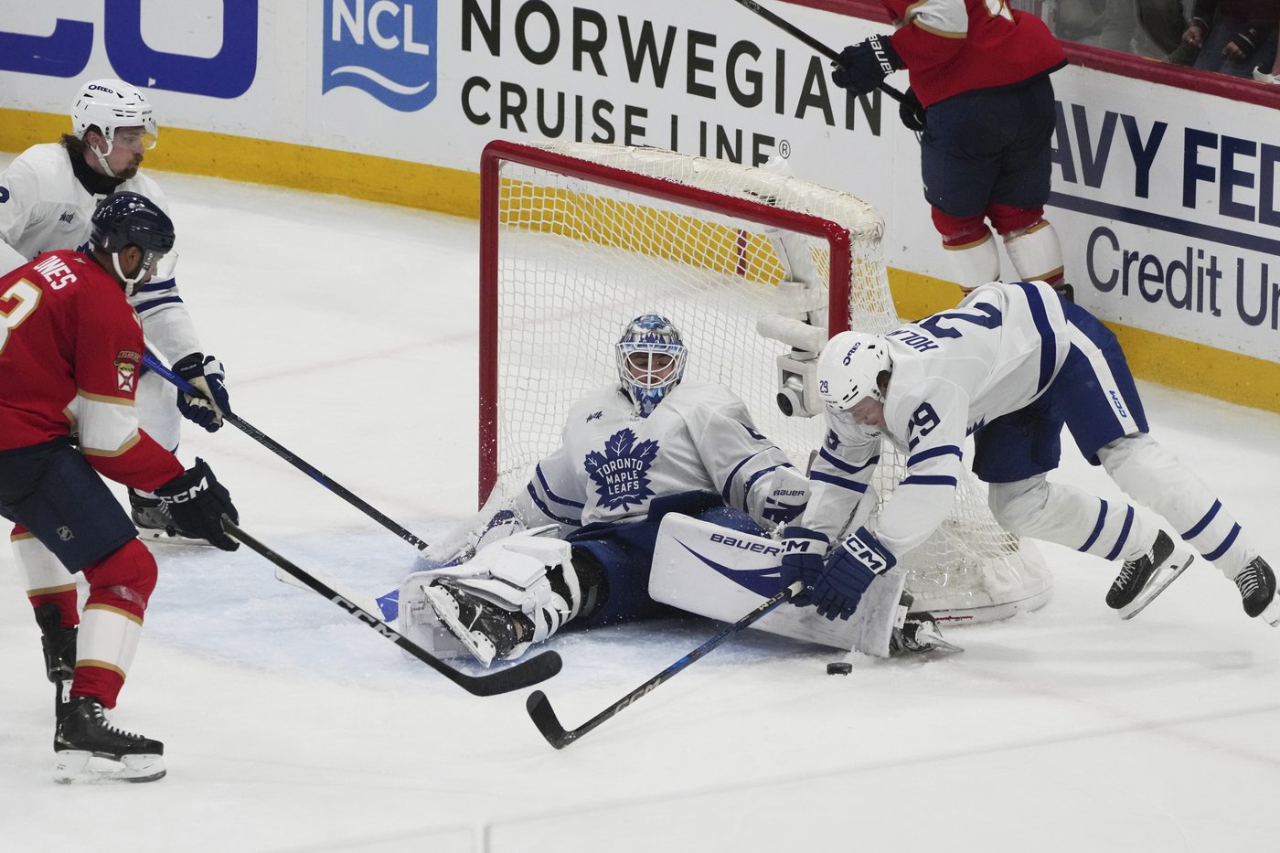 Marchand scores in OT, Panthers top Maple Leafs 5-4 to cut series deficit to 2-1 | iNFOnews.ca Marchand scores in OT, Panthers top Maple Leafs 5-4 to cut series deficit to 2-1 | iNFOnews.ca