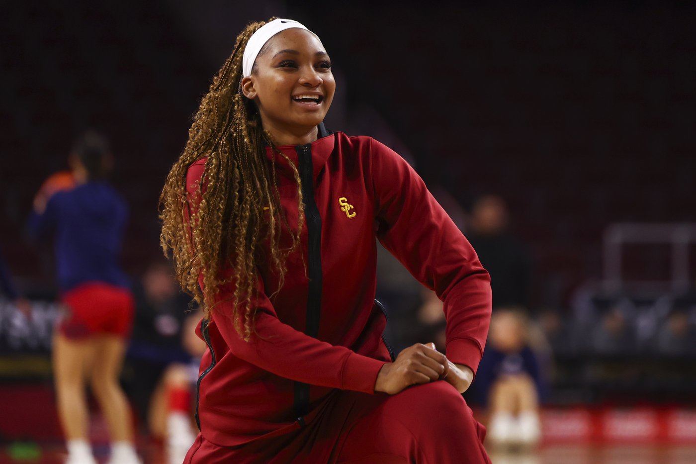 Iriafen and Watkins score 20-plus points in helping No. 5 USC rout Fresno State 89-40 | iNFOnews.ca