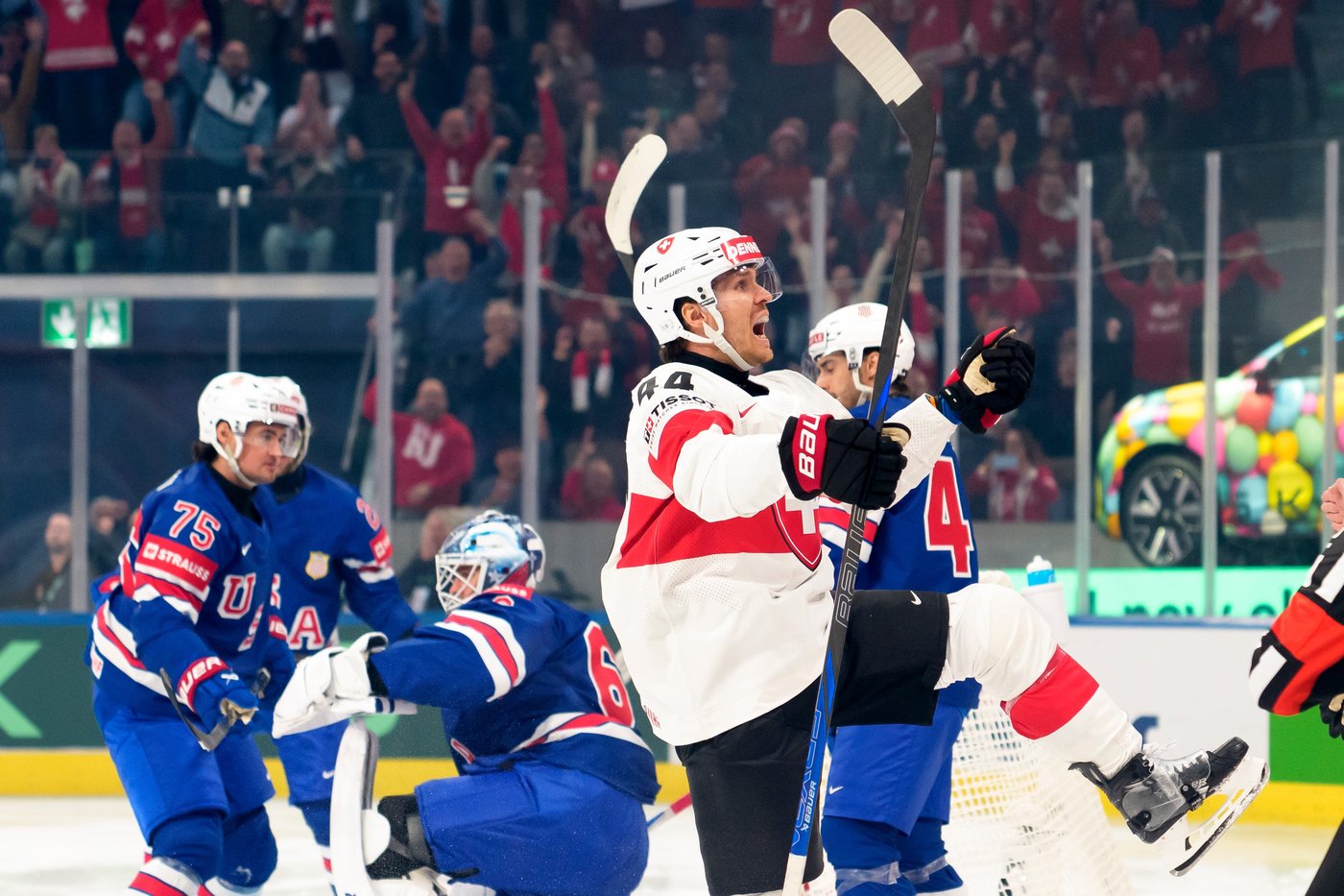 Switzerland beats defending champion the US in ice hockey worlds opener | iNFOnews.ca Switzerland beats defending champion the US in ice hockey worlds opener | iNFOnews.ca