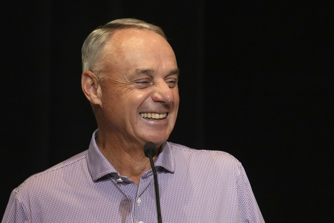 Manfred calls Athletics' new park in Sacramento charming but still expects to be in Vegas by 2028 | iNFOnews.ca