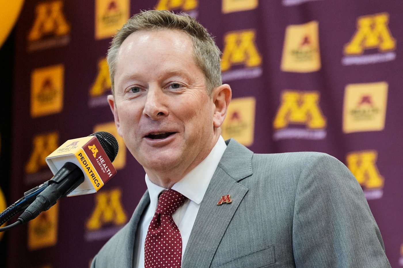 Niko Medved believes Minnesota can climb back into the Big Ten's top tier. He once saw it first-hand | iNFOnews.ca Niko Medved believes Minnesota can climb back into the Big Ten's top tier. He once saw it first-hand | iNFOnews.ca
