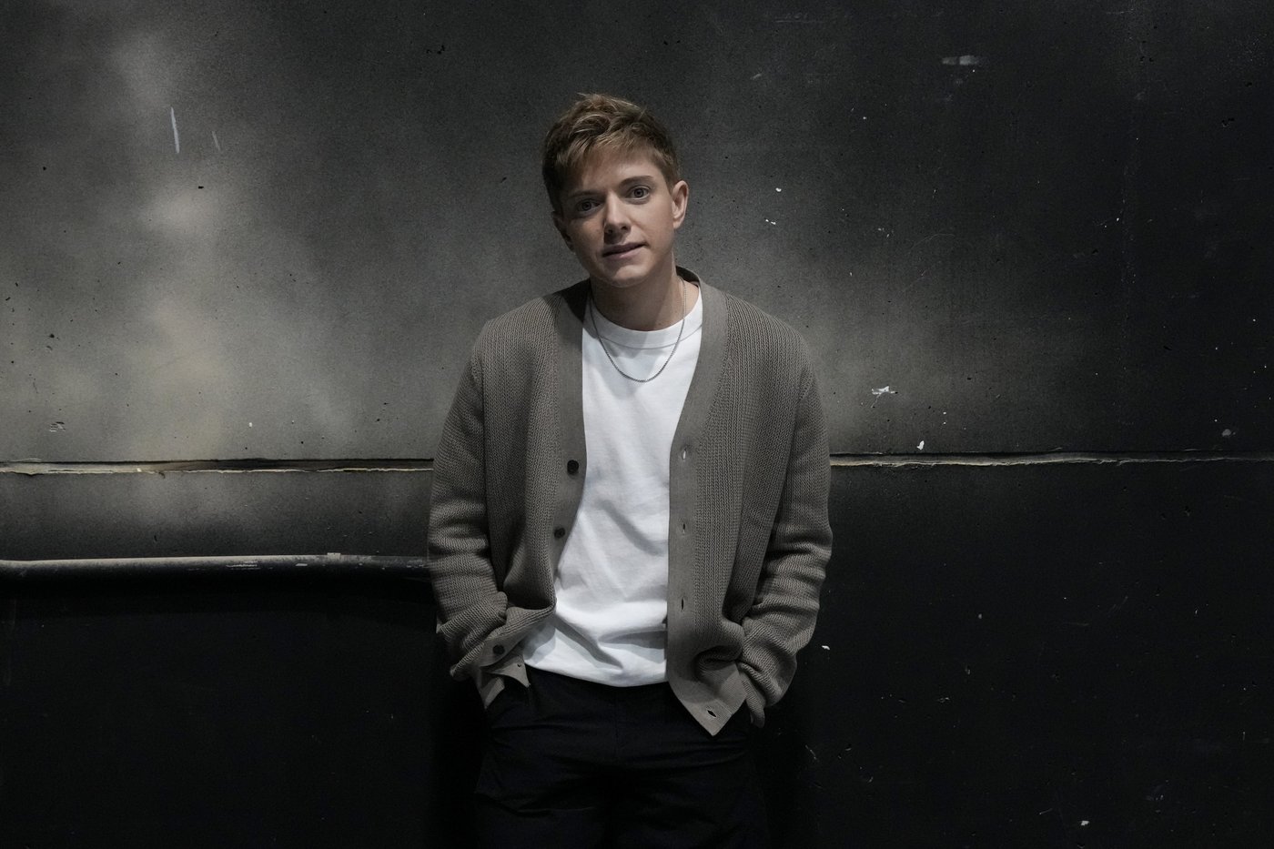 Mae Martin 'thrilled' queer Canadian stories are embraced as 'Wayward,' 'Heated Rivalry' earn GLAAD nods | iNFOnews.ca