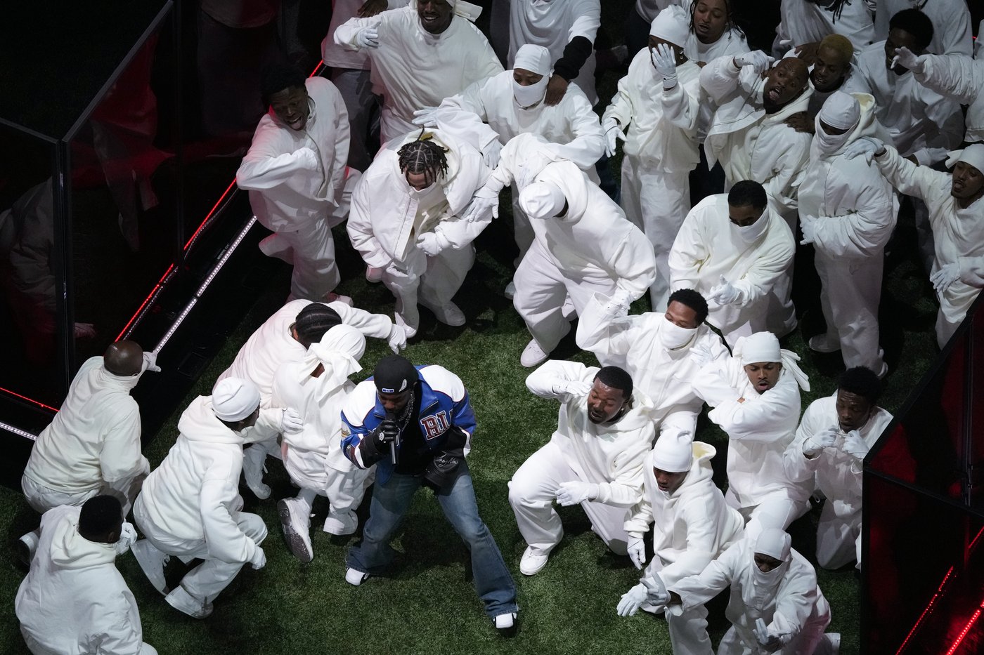 Review: Kendrick Lamar brings America and 'Not Like Us' into history-making Super Bowl halftime show | iNFOnews.ca Review: Kendrick Lamar brings America and 'Not Like Us' into history-making Super Bowl halftime show | iNFOnews.ca