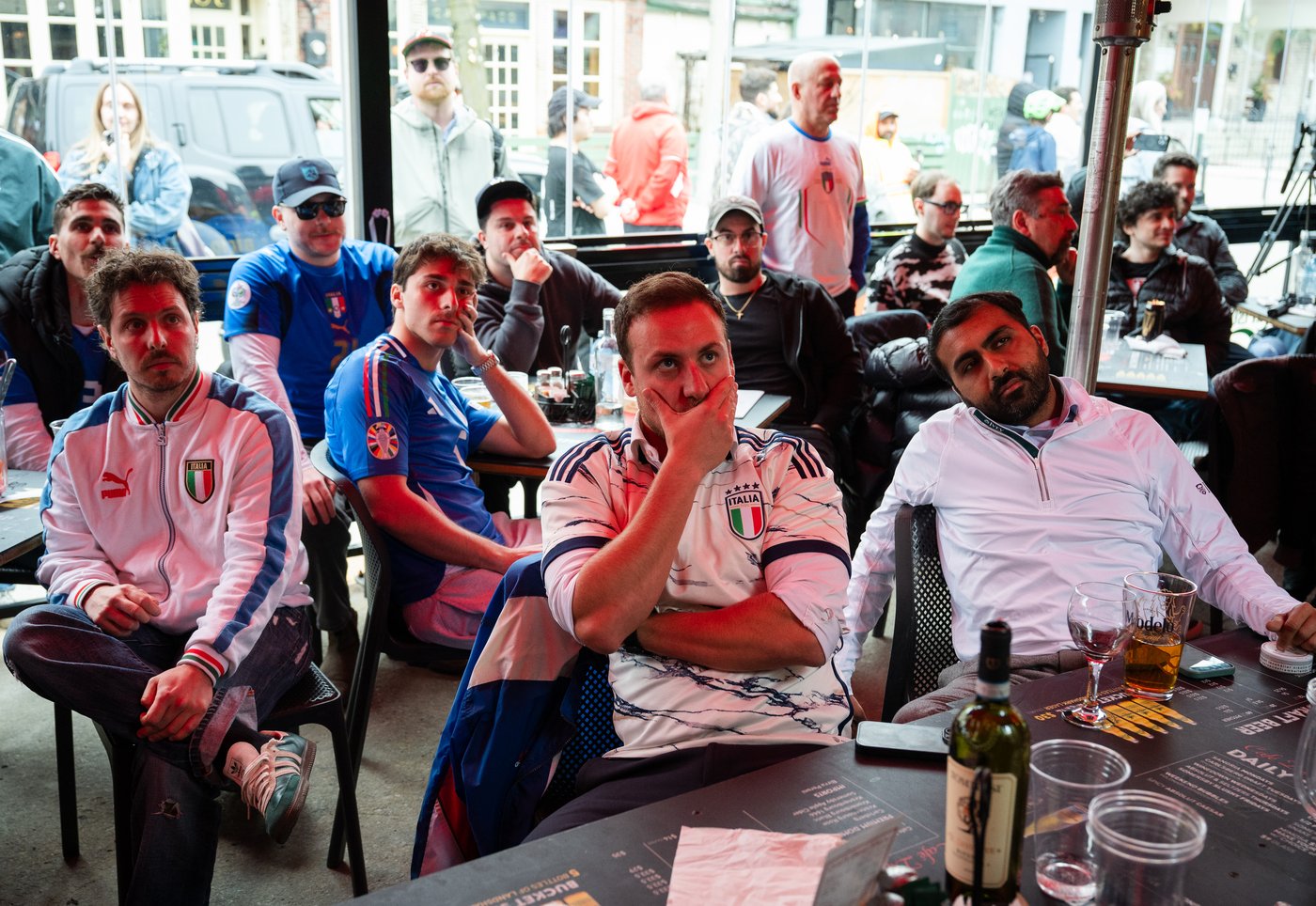 Cheers turn to sadness in Toronto's Little Italy as Bosnia wins World Cup qualifier | iNFOnews.ca Cheers turn to sadness in Toronto's Little Italy as Bosnia wins World Cup qualifier | iNFOnews.ca