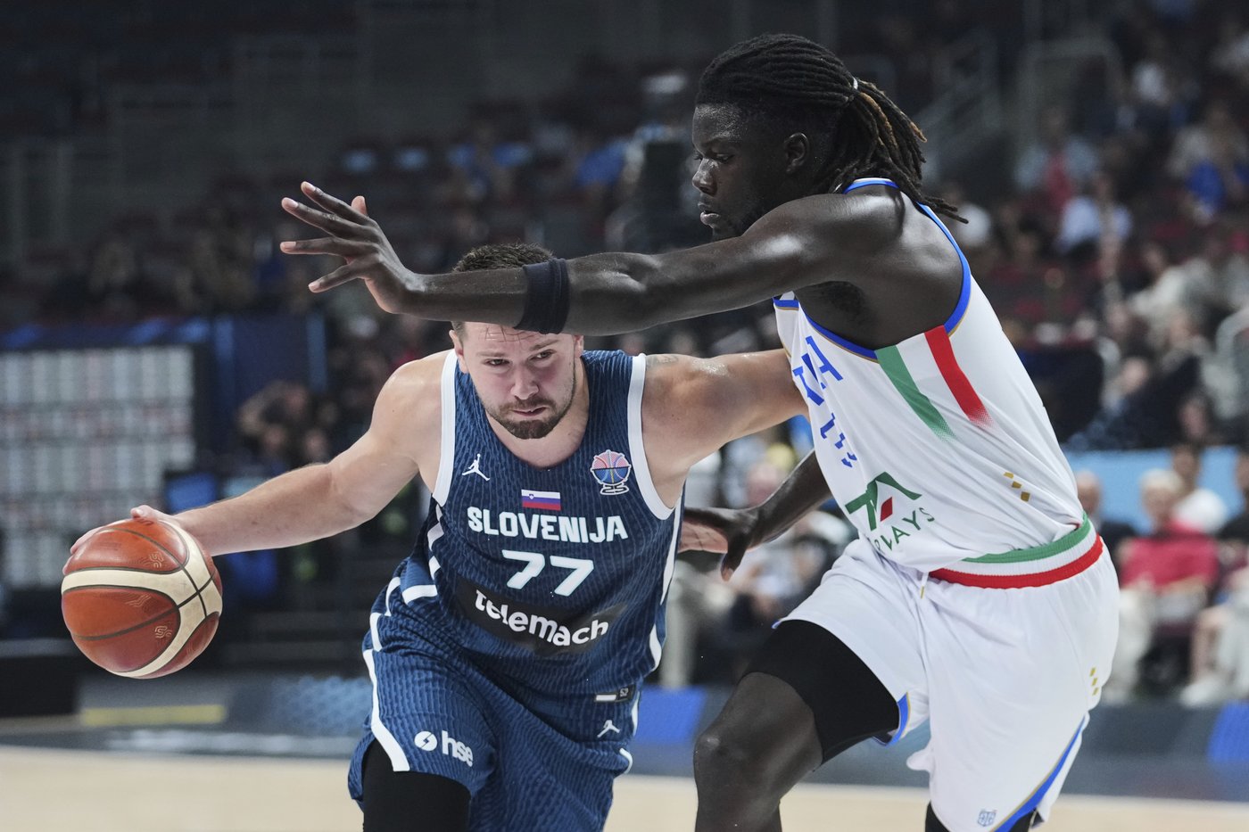 Luka Doncic scores 30 in the first half of EuroBasket game for Slovenia vs. Italy, finishes with 42 | iNFOnews.ca
