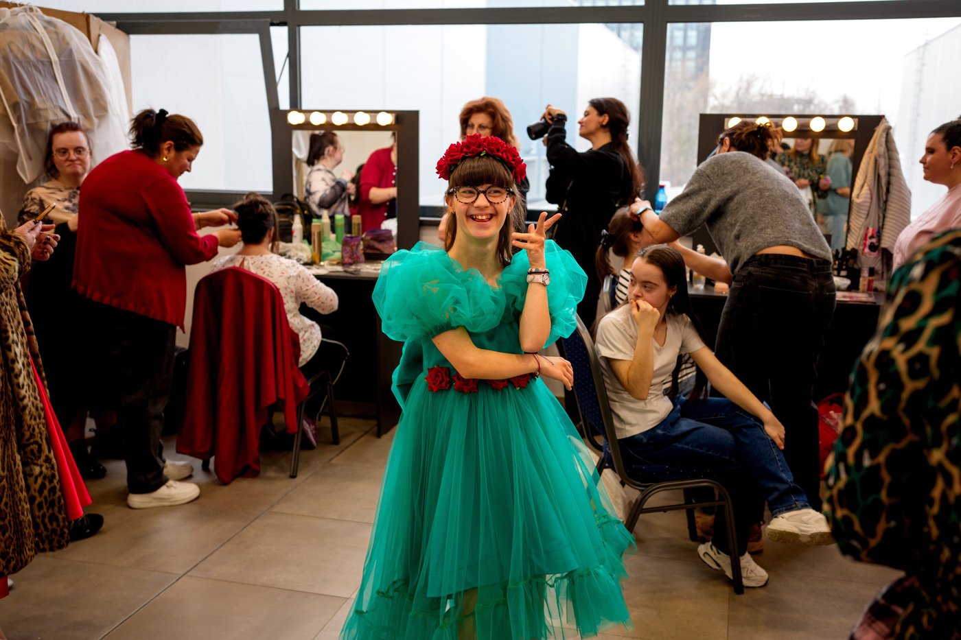 Models with Down syndrome walk a Bucharest runway for World Down Syndrome Day, in photos | iNFOnews.ca