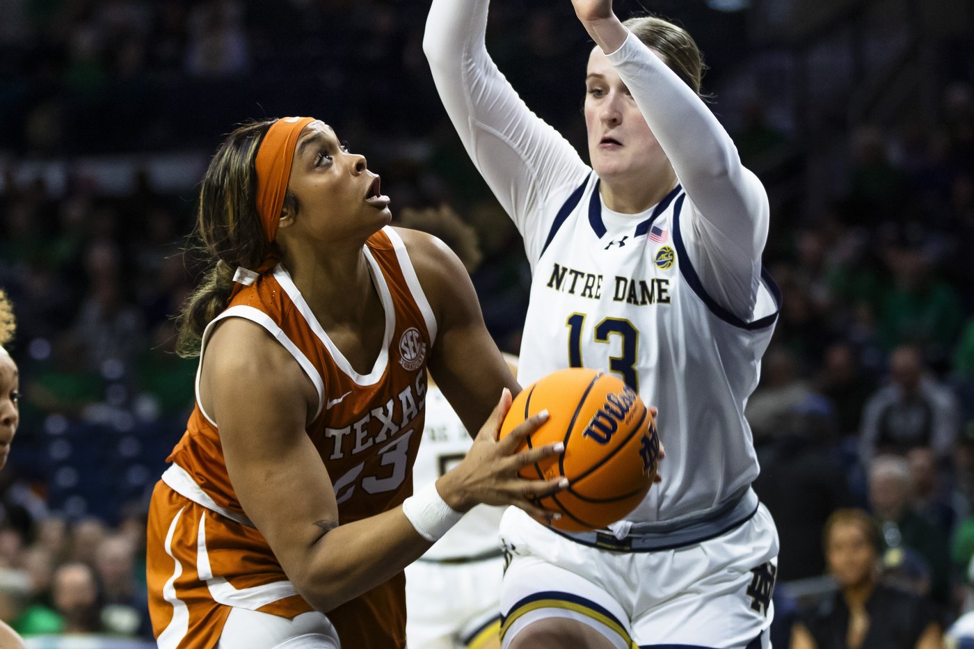 Hidalgo scores 30 as No. 10 Notre Dame women beat No. 4 Texas 80-70 in OT | iNFOnews.ca