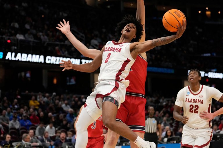 Holloway, Philon and Wrightsell give No. 15 Alabama a dynamic and experienced backcourt | iNFOnews.ca Holloway, Philon and Wrightsell give No. 15 Alabama a dynamic and experienced backcourt | iNFOnews.ca