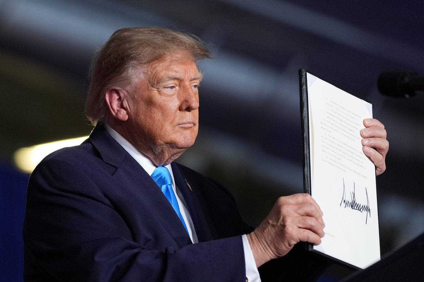 Trump signs order extending tax-free use of red-dyed diesel during midterm stop in Nebraska | iNFOnews.ca