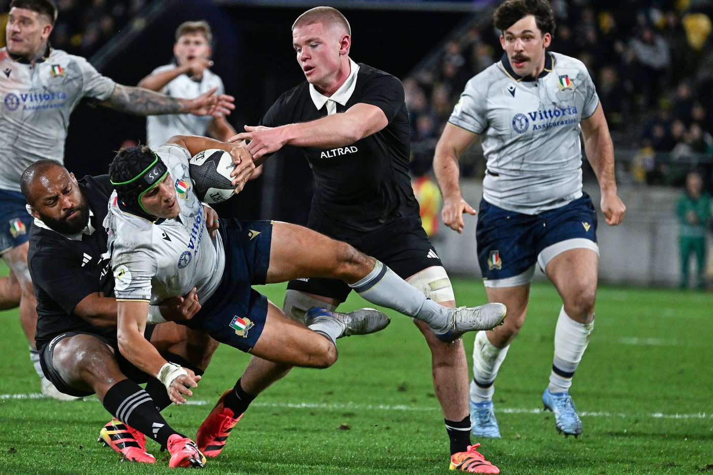 All Blacks make 5 changes, Ireland make 9 for Nations Championship test in Auckland | iNFOnews.ca