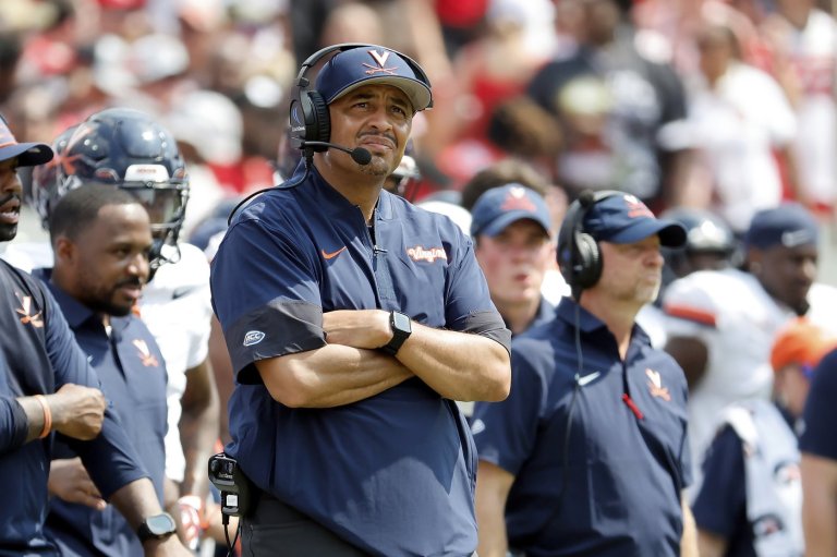 AP Top 25 Extra Points: Elliott would go from hot seat to hot coach if No. 24 Virginia keeps rising | iNFOnews.ca