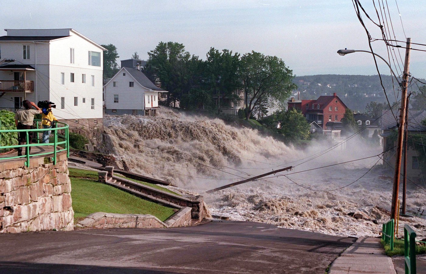 'Still makes me sad': Memories of devastating Saguenay flood 30 years on | iNFOnews.ca
