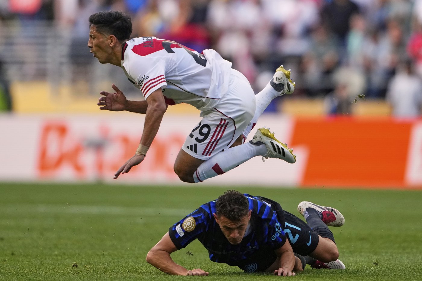 PHOTO COLLECTION: Best of Club World Cup Soccer Week 2 | iNFOnews.ca