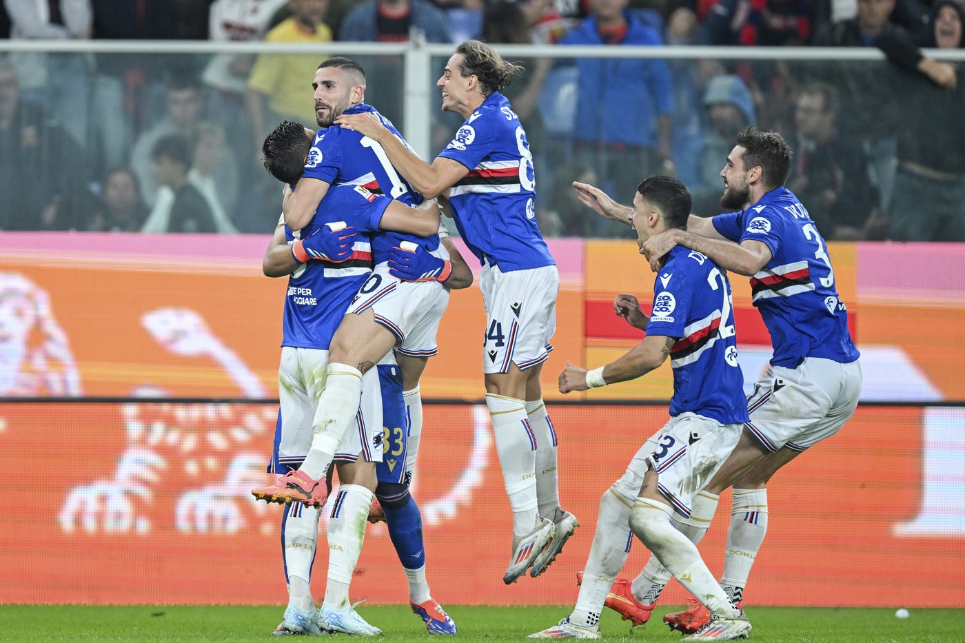 Violent clashes between rival fans after Genoa derby results in 26 police officers injured | iNFOnews.ca