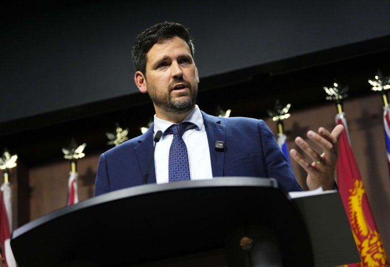 Hate crime bill could criminalize protests, civil liberties’ group says | iNFOnews.ca
