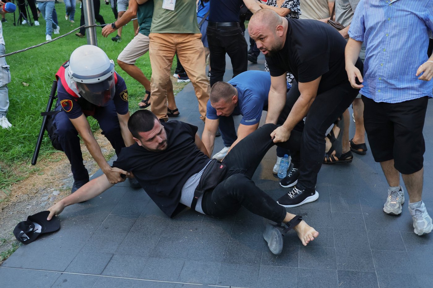 Albanian protests against Kushner-linked coastal development turn violent after 100th day | iNFOnews.ca