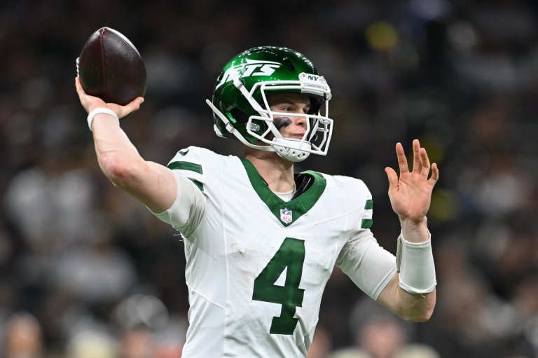 Brady Cook getting third straight start for Jets against Patriots in home finale | iNFOnews.ca