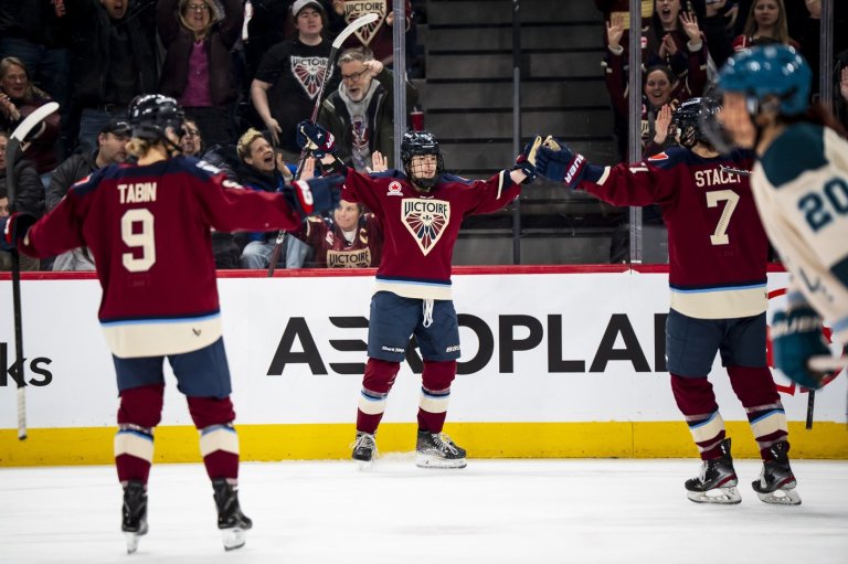 Three-goal burst in second period spurs Victoire to 4-1 win over Torrent in PWHL | iNFOnews.ca