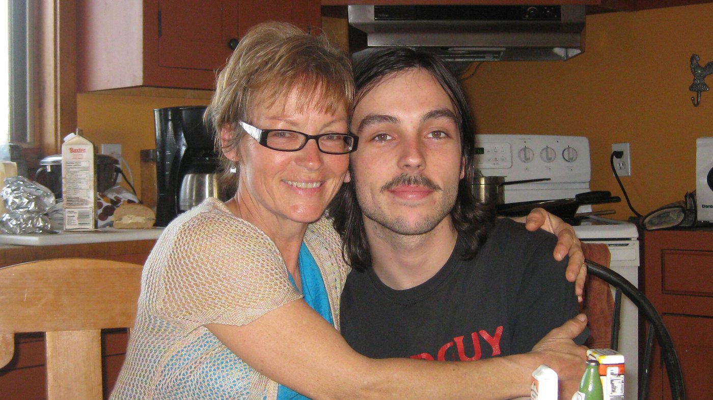 Moms describe being trapped in a cycle of anguish when a loved one faces mental health crises | iNFOnews.ca Moms describe being trapped in a cycle of anguish when a loved one faces mental health crises | iNFOnews.ca