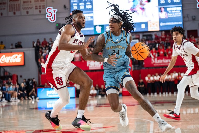 No. 5 St. John's opens Pitino's third season with 108-74 rout of Quinnipiac | iNFOnews.ca No. 5 St. John's opens Pitino's third season with 108-74 rout of Quinnipiac | iNFOnews.ca